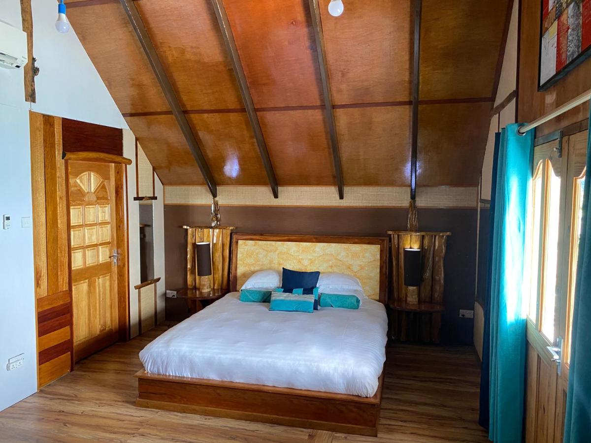Mouggae Blues Villa Beau Vallon (Mahe)