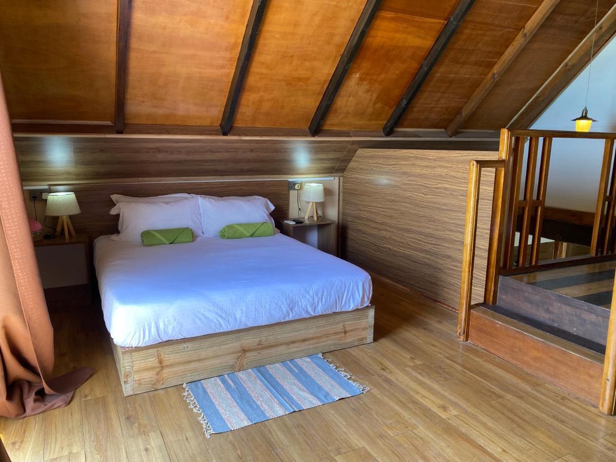 Mouggae Blues Villa