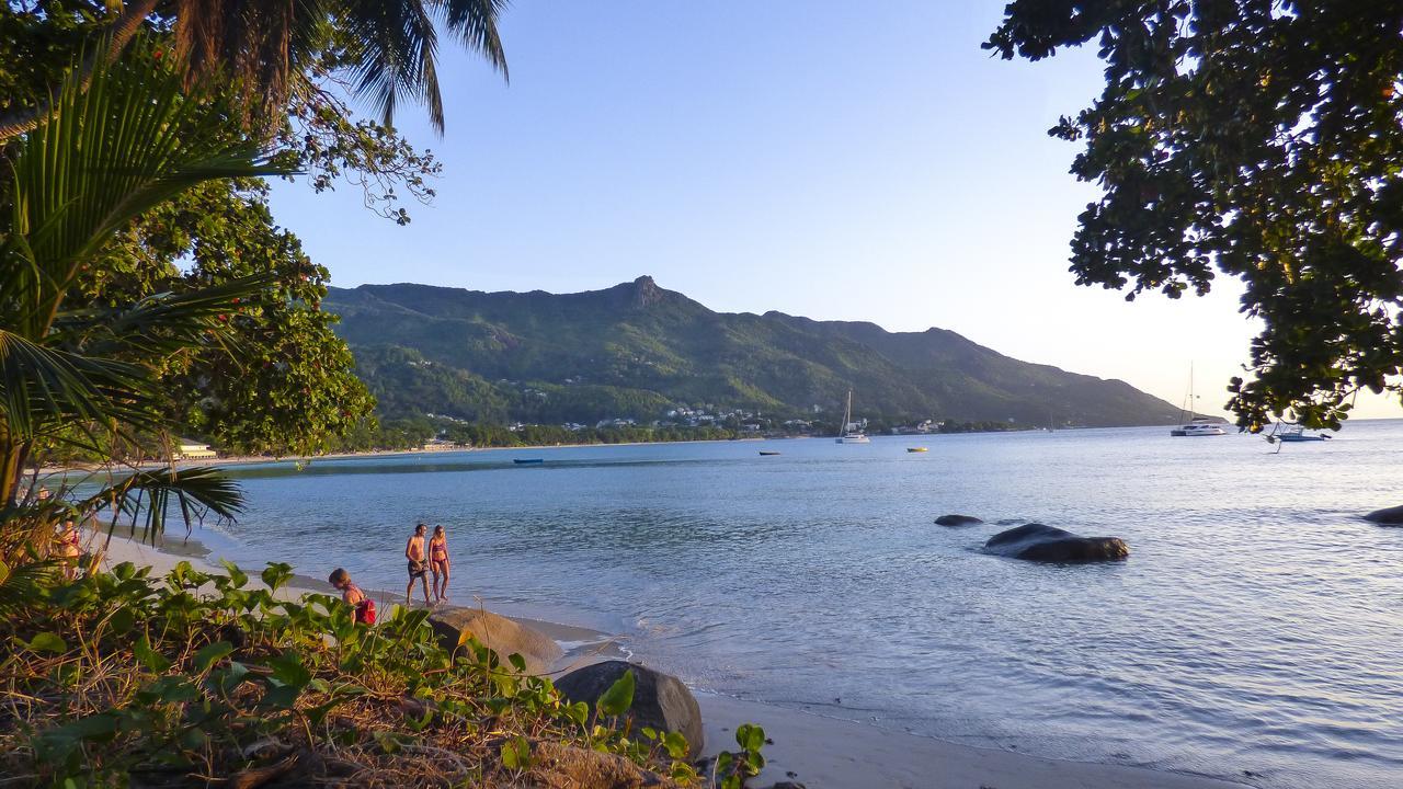 Mouggae Blues * Beau Vallon (Mahe)