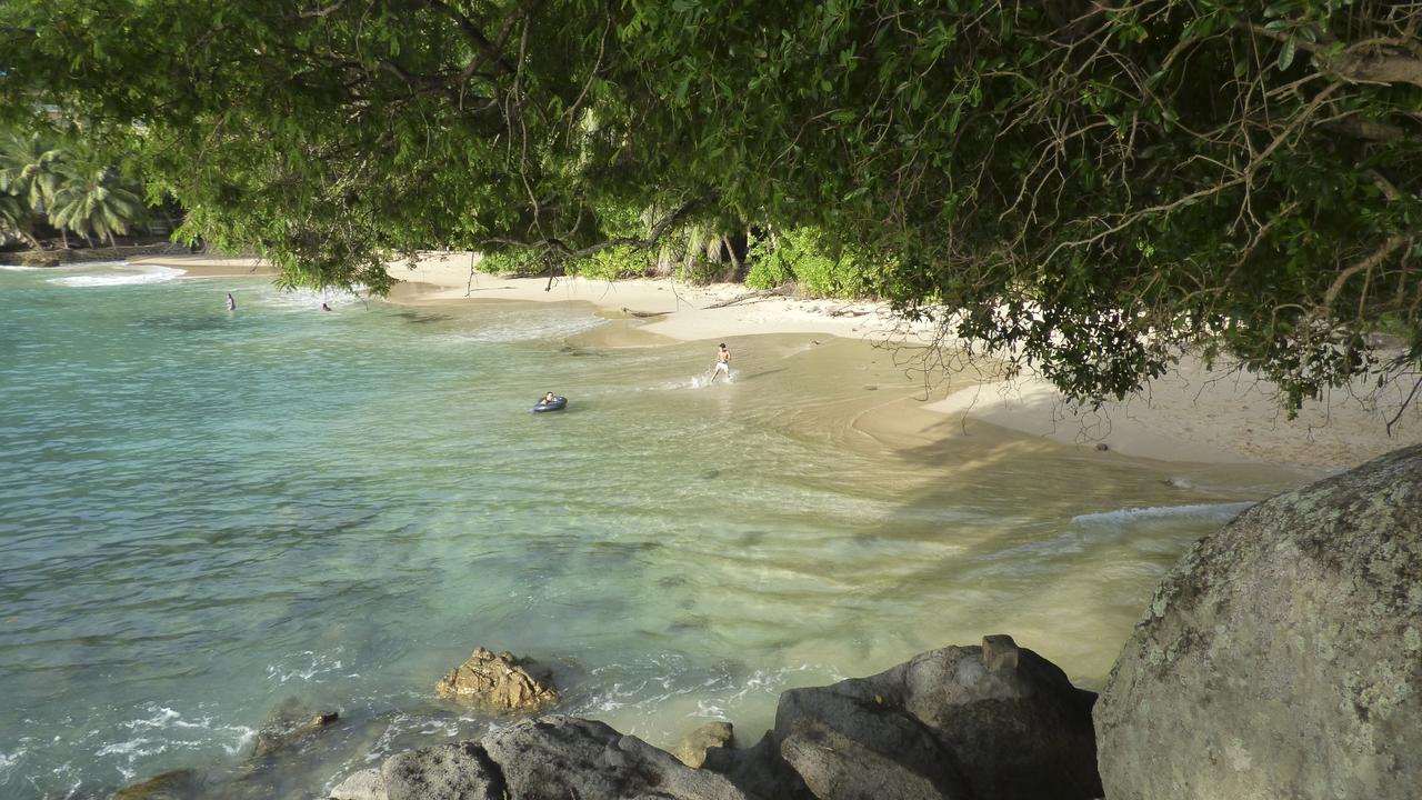 Mouggae Blues * Beau Vallon (Mahe)