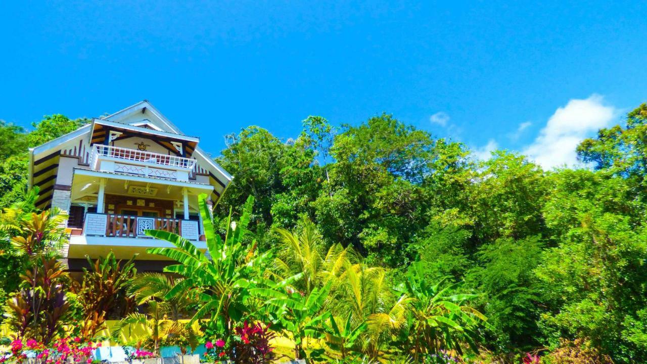 Mouggae Blues Villa *